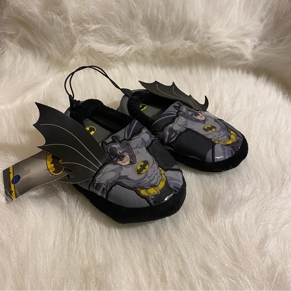 Batman Slippers Boys Size 7-8 Slip‎ On Black New With Tags - Picture 1 of 8